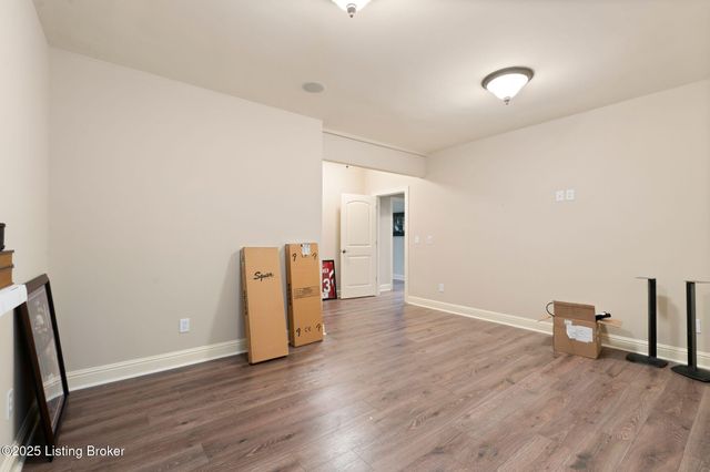 3853 Real Quiet Ln, Lexington, KY 40509