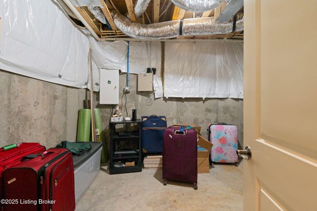 3853 Real Quiet Ln, Lexington, KY 40509