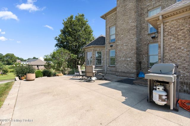 3853 Real Quiet Ln, Lexington, KY 40509