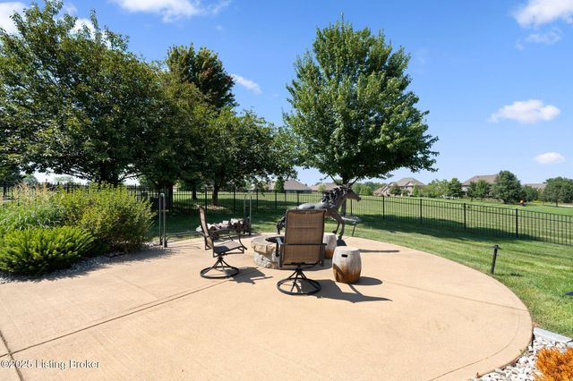 3853 Real Quiet Ln, Lexington, KY 40509