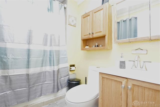 2252 Ontario Avenue, Springfield, OH 45505