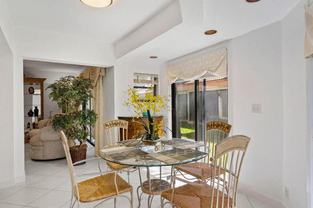 3404 Emerald Oaks Drive 803, Hollywood, FL 33021
