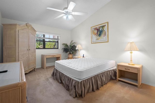 3404 Emerald Oaks Drive 803, Hollywood, FL 33021