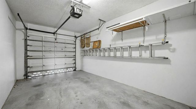 3404 Emerald Oaks Drive 803, Hollywood, FL 33021