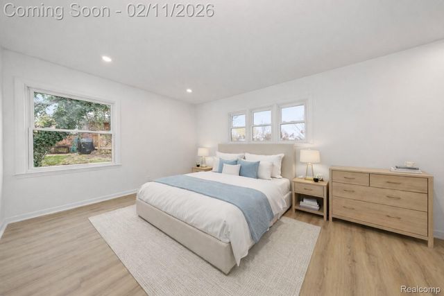 6850 WHITE PINE Drive, Bloomfield Charter Township, MI 48301