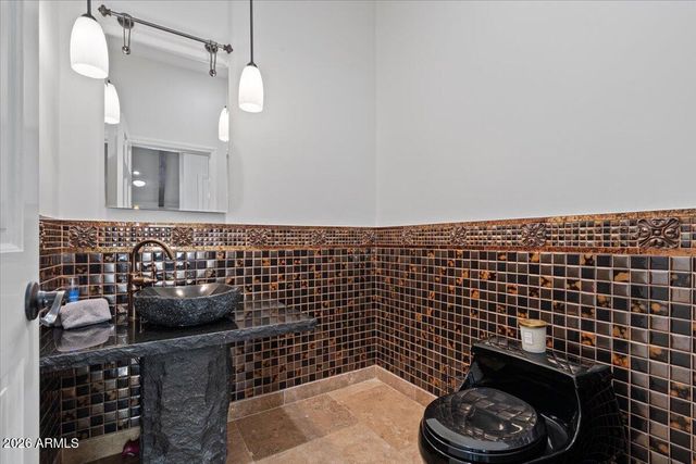 12234 S YAKI Court, Phoenix, AZ 85044