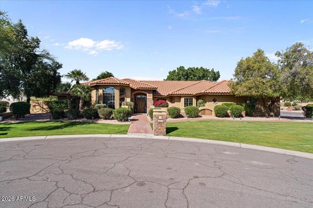 12234 S YAKI Court, Phoenix, AZ 85044