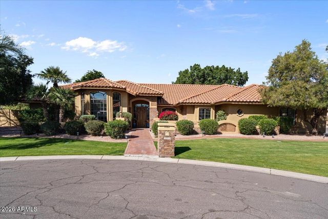 12234 S YAKI Court, Phoenix, AZ 85044