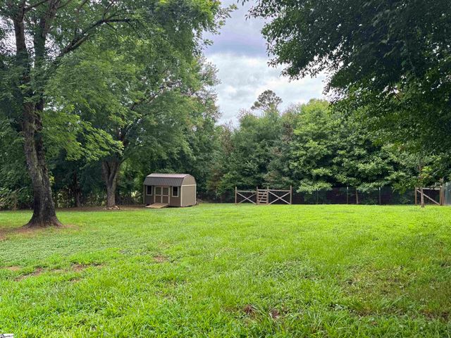 413 Jule Merck Road, Norris, SC 29667