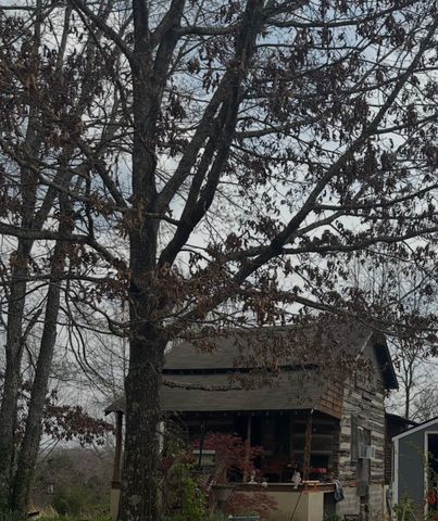 362 Jim Lyle Rd, Cumberland City, TN 37050