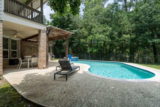 11 Dahlia Trail Place, The Woodlands, TX 77382