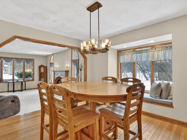 4230 N Juniper Drive, Janesville, WI 53545