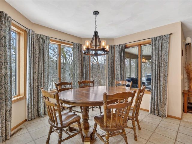 4230 N Juniper Drive, Janesville, WI 53545