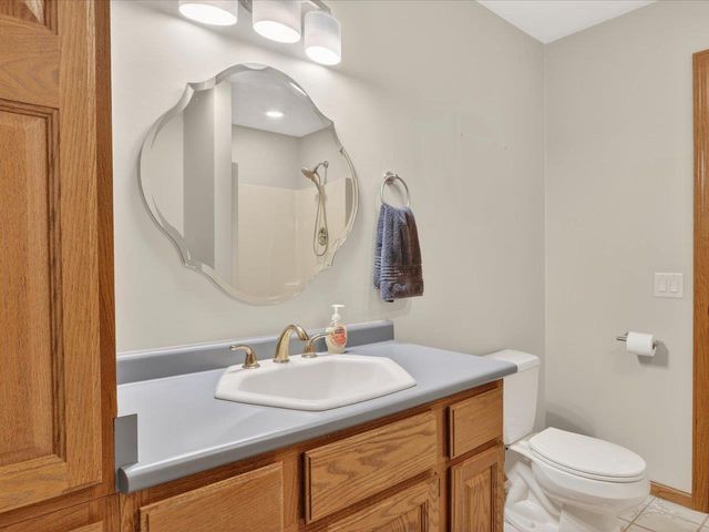 4230 N Juniper Drive, Janesville, WI 53545