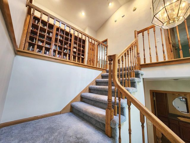 4230 N Juniper Drive, Janesville, WI 53545