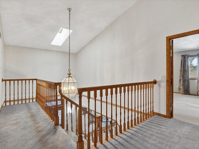 4230 N Juniper Drive, Janesville, WI 53545