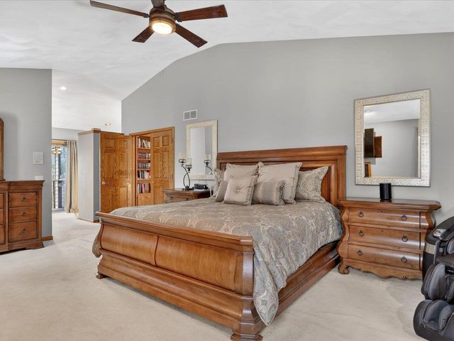4230 N Juniper Drive, Janesville, WI 53545
