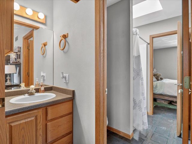 4230 N Juniper Drive, Janesville, WI 53545
