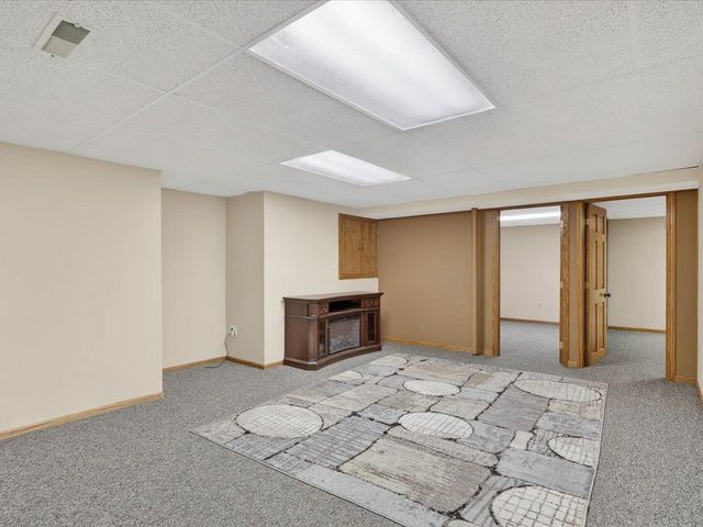 4230 N Juniper Drive, Janesville, WI 53545