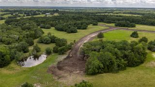 15 Majestic Oak View, Brenham, TX 77833