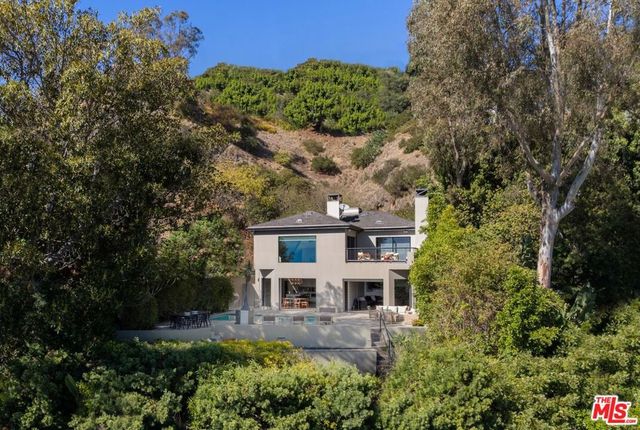 8540 Hedges Way, Los Angeles, CA 90069