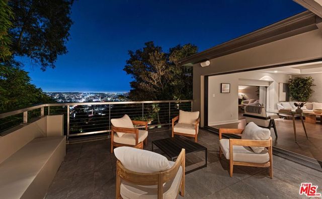 8540 Hedges Way, Los Angeles, CA 90069