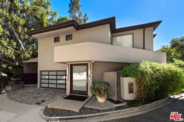 8540 Hedges Way, Los Angeles, CA 90069
