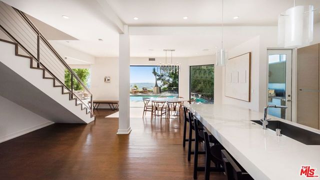 8540 Hedges Way, Los Angeles, CA 90069