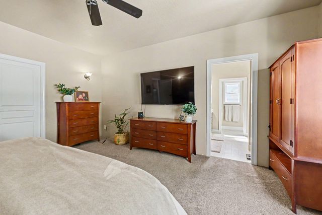 1043 Sandoz Street, Central Point, OR 97502