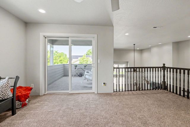 1043 Sandoz Street, Central Point, OR 97502