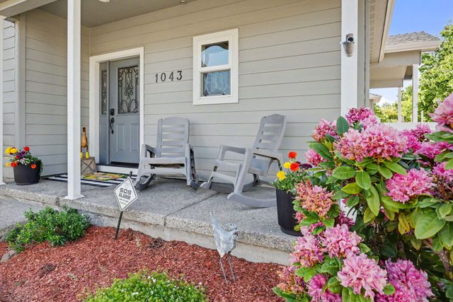 1043 Sandoz Street, Central Point, OR 97502