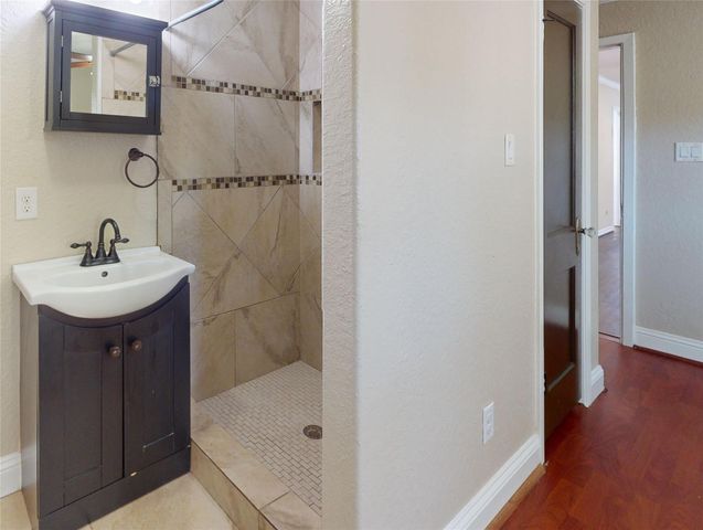 511 Pearl Street, Baytown, TX 77520