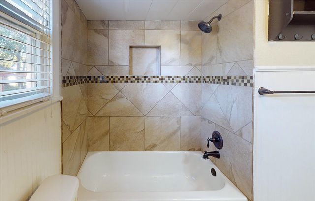 511 Pearl Street, Baytown, TX 77520