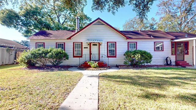 511 Pearl Street, Baytown, TX 77520
