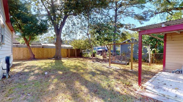 511 Pearl Street, Baytown, TX 77520