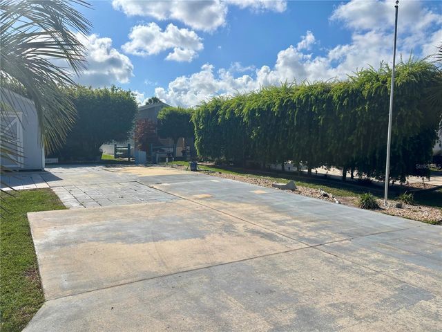 3273 NE 102ND AVENUE ROAD, Silver Springs, FL 34488