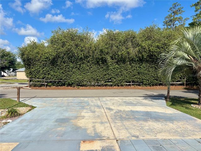 3273 NE 102ND AVENUE ROAD, Silver Springs, FL 34488
