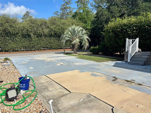 3273 NE 102ND AVENUE ROAD, Silver Springs, FL 34488