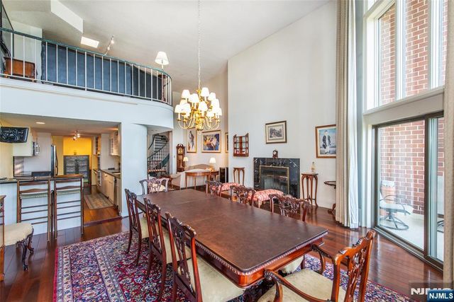 1360 Hamburg Turnpike 708, Wayne, NJ 07470