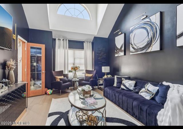 34 1st Street, Manchester, NJ 08759