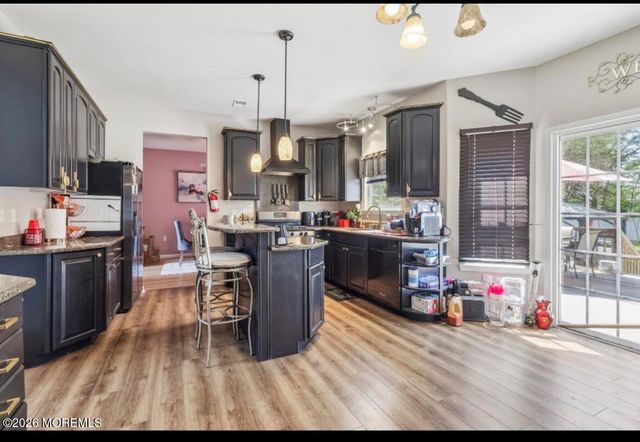 34 1st Street, Manchester, NJ 08759