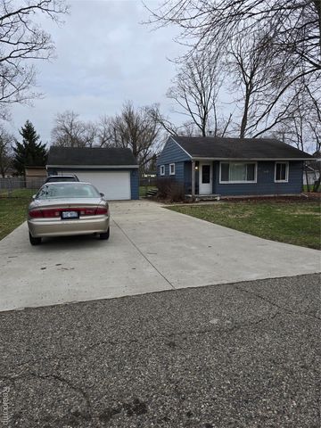 6465 Monrovia Drive, Waterford Charter Township, MI 48329