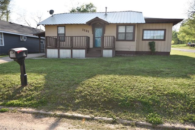 1131 N Highland Street, Seminole, OK 74868