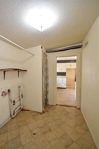 1131 N Highland Street, Seminole, OK 74868