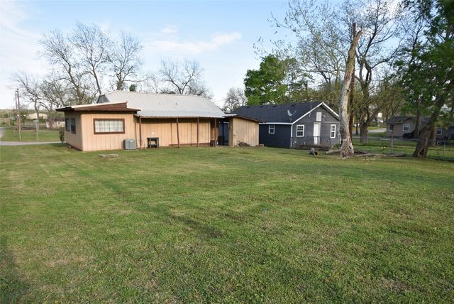 1131 N Highland Street, Seminole, OK 74868