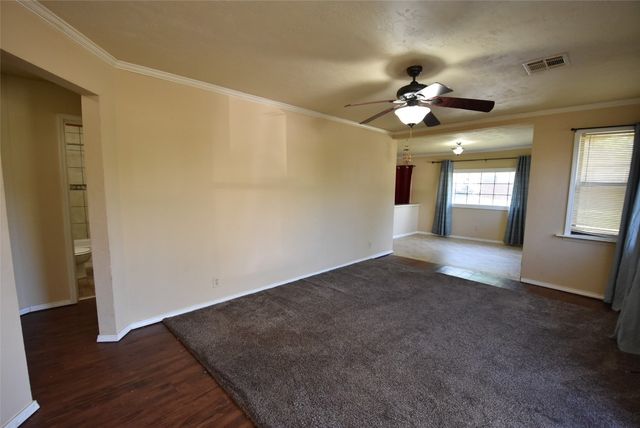 1131 N Highland Street, Seminole, OK 74868