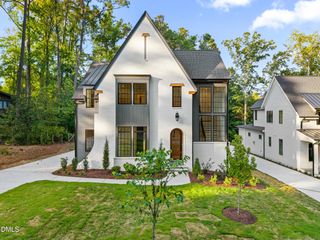 6 Chantilly Place, Durham, NC 27707