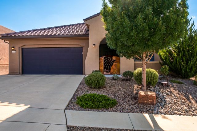 2320 Komatke Trail NW, Albuquerque, NM 87120