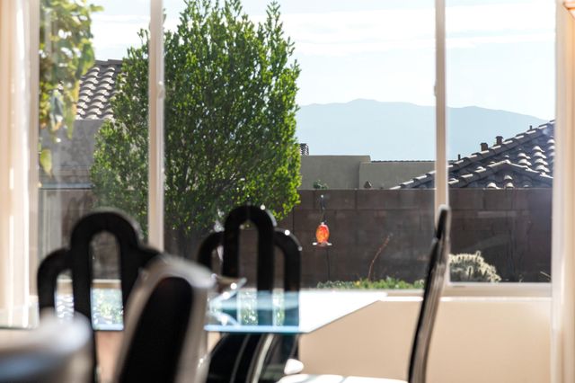2320 Komatke Trail NW, Albuquerque, NM 87120
