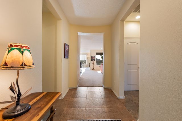 2320 Komatke Trail NW, Albuquerque, NM 87120